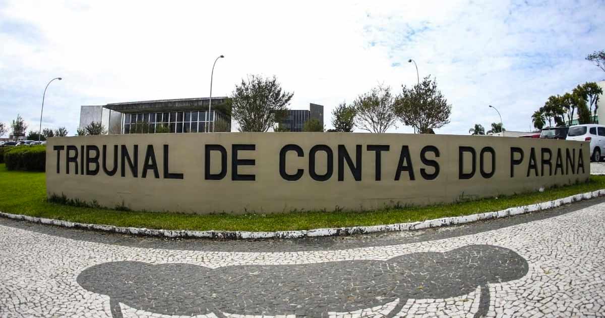 Pregoeiro pode ser multado, imagem da frente do Tribunal de contas do Paraná.